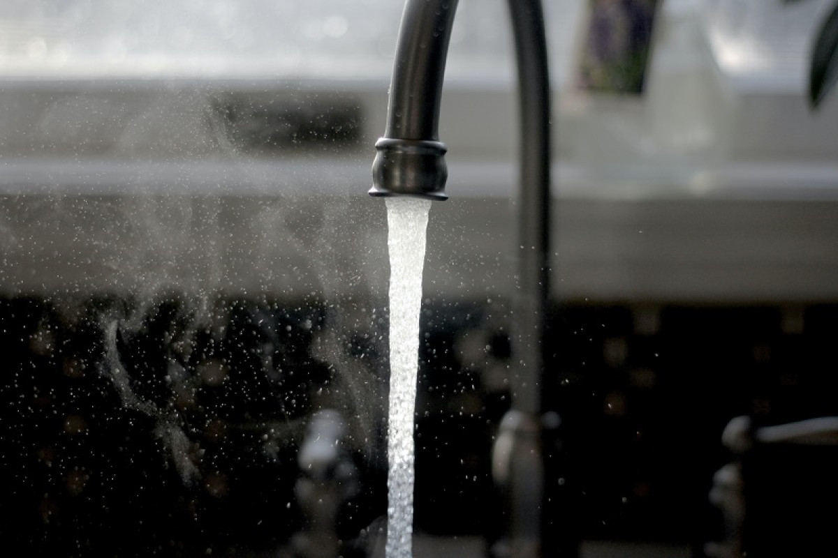 水資源稀缺下的「偷水」犯罪 研究：50%的水因此消失