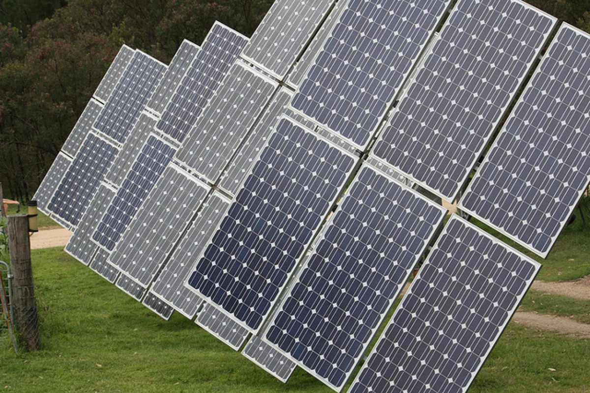 2014年再生能源興盛 發電量與投資增長顯著