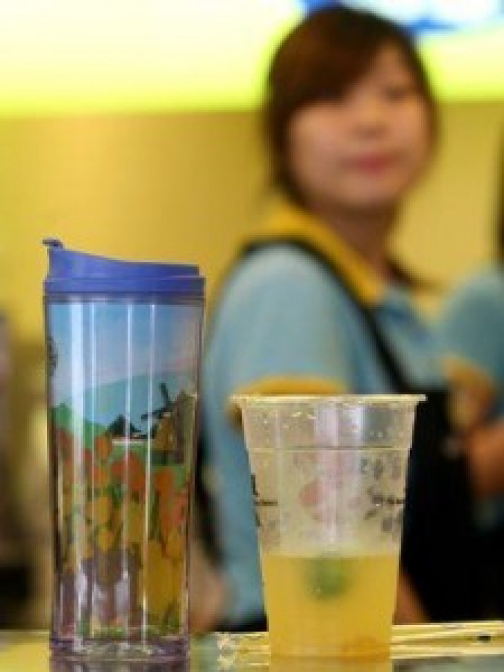 買飲料自備容器 週日起享優惠