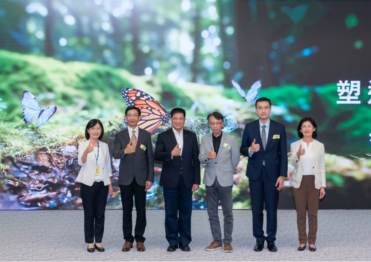 友達與供應商攜手前行 為首間宣示塑膠中和（Plastic Neutral）品牌商